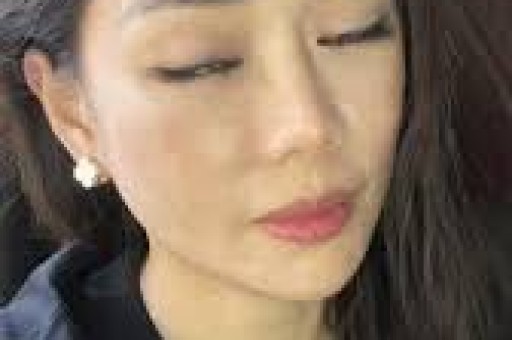 网红多肉饱饱赠覃海洋名表均为假货网友：覃海洋太惨了
